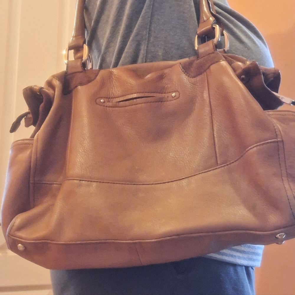 B. Makowski Brown Leather Tote Bag - Picture 11 of 11